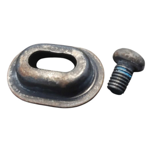 Parafuso E Suporte Guia Corrente Xre 300 2013 A 2019 Preto