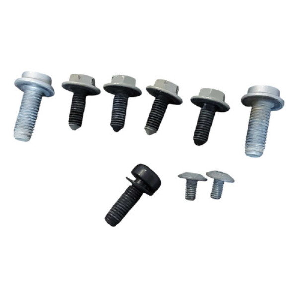 Jogo Parafuso Dobradiça Porta Dianteira Direita Polo 20 A 24