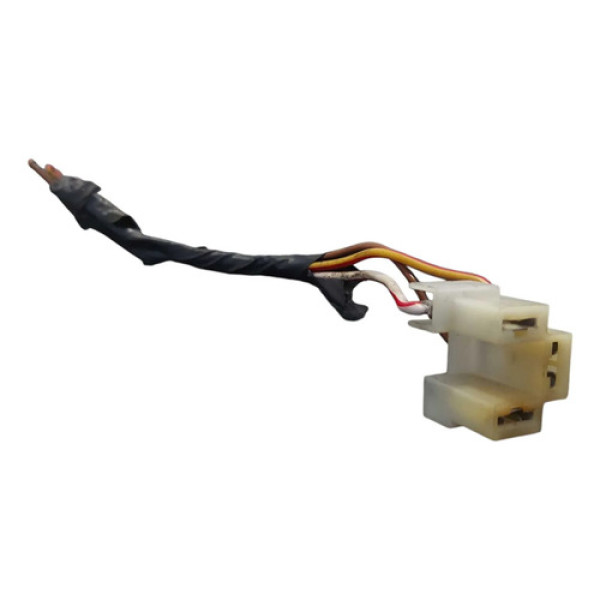 Conector Chicote Farol Principal Saveiro 2017 A 2023