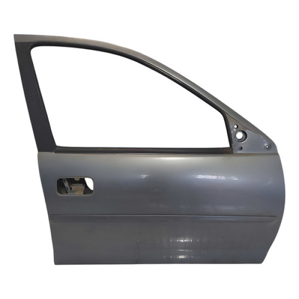 Porta Dianteira Direita Corsa Classic 1996 1997 1998 A 2002
