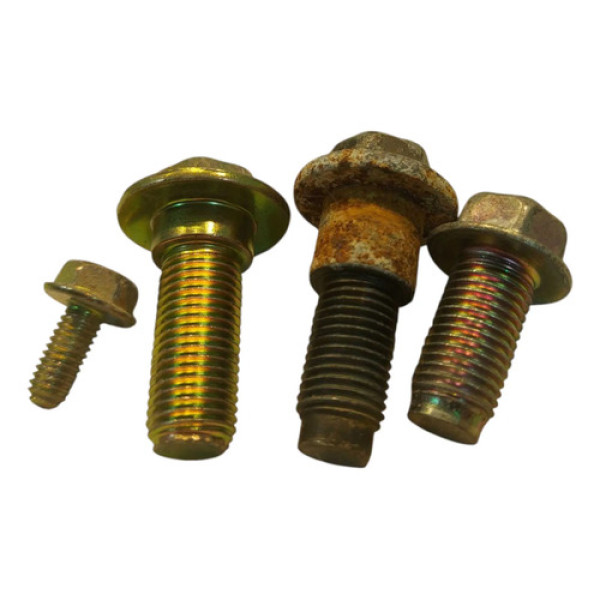 Parafuso Cinto Dianteiro Corolla 1.8 2002 A 2008 Prateado