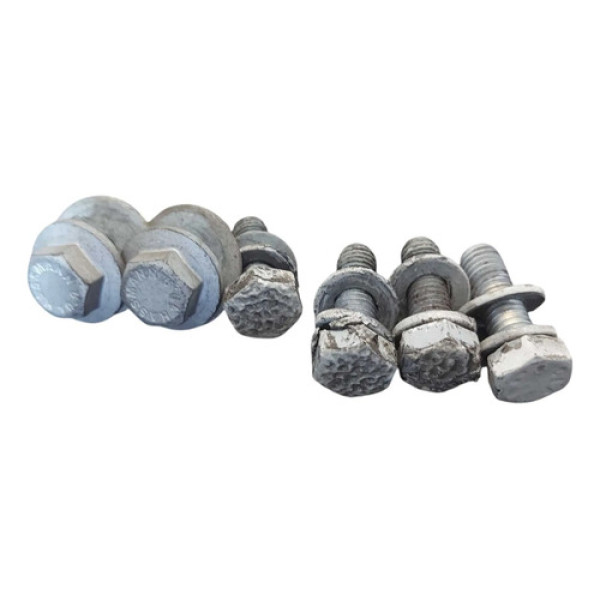 Jogo Parafuso Dobradiça Tampa Traseira Saveiro 2017 A 2023