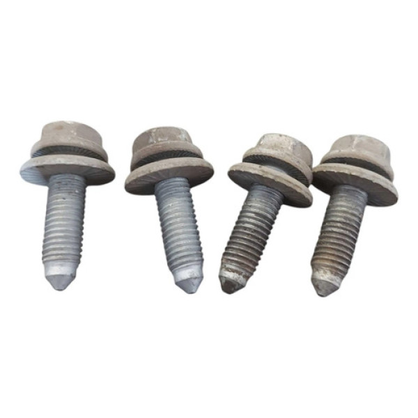 Jogo Parafuso Suporte Eixo Traseiro Saveiro 2017 A 2023