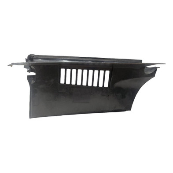 Grade Churrasqueira De Entrada De Ar Voyage Saveiro G6 08/13