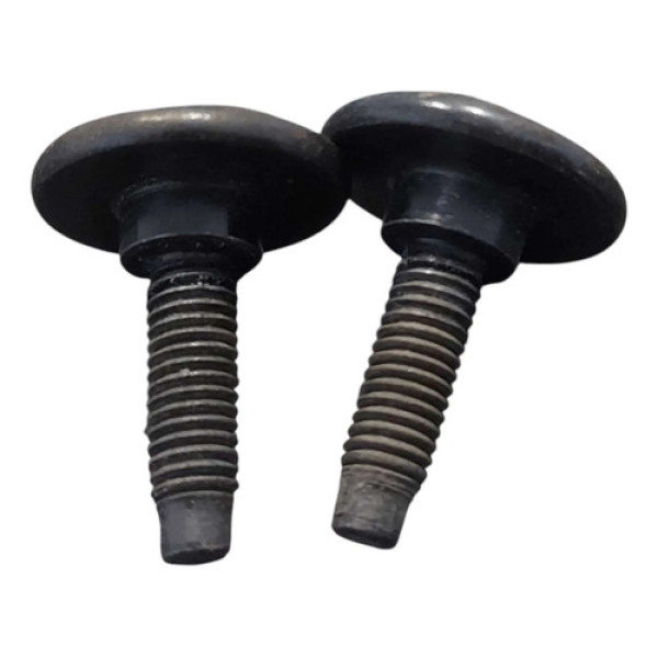 Par Parafuso Farol Esquerdo Saveiro 2017 A 2023