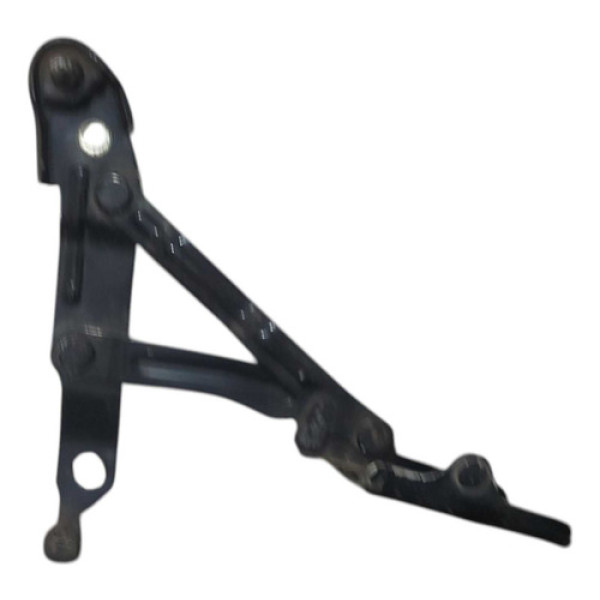 Dobradiça Tampa Traseira Esquerda Polo Sedan 2003 A 2007