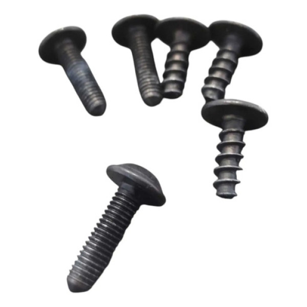 Jogo Parafuso Forro Porta Saveiro 2017 2018 2019 A 2023